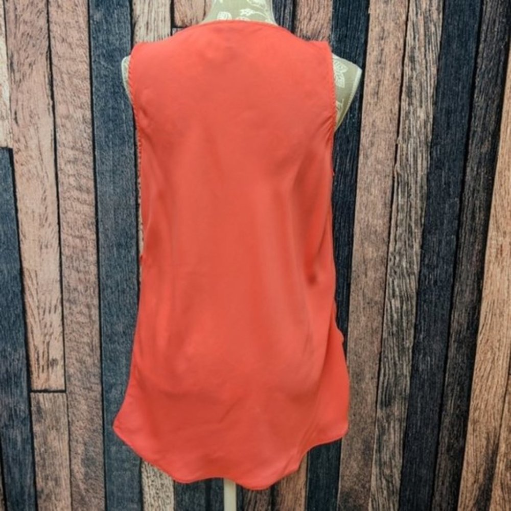 Ruffle Layer Top - Picture 3 of 4